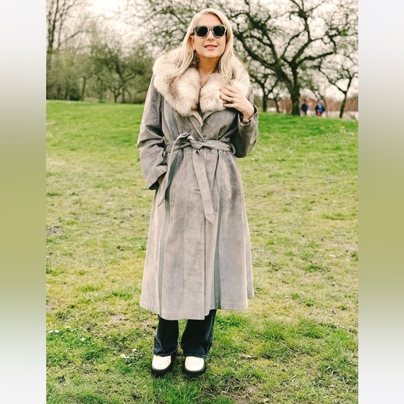 Vintage 70s Champs Elysee long Fur coat  Womens Size large gray suede excellent - Picture 1 of 15